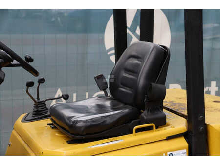 Carrelli elevatori diesel 1996  Yale GDP30TP (21)