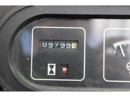 Carrelli elevatori diesel 1996  Yale GDP30TP (28)