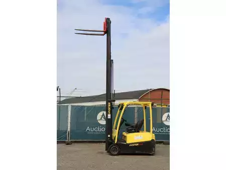 4-wiel elektrische heftrucks 2012  Hyster J2.0XNT (31)