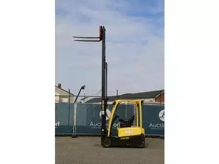 4-wiel elektrische heftrucks 2012  Hyster J2.0XNT (32)