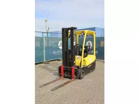 4-wiel elektrische heftrucks 2012  Hyster J2.0XNT (9)