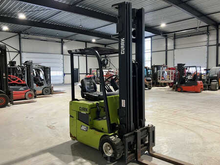 Elektro čtyřkolový VZV 2006  Clark TMX15S (6)