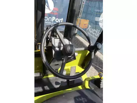 LPG heftrucks 1994  Clark GPM-20S (27)