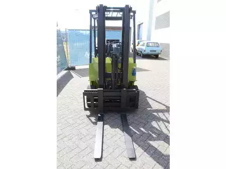 LPG heftrucks 1994  Clark GPM-20S (7)