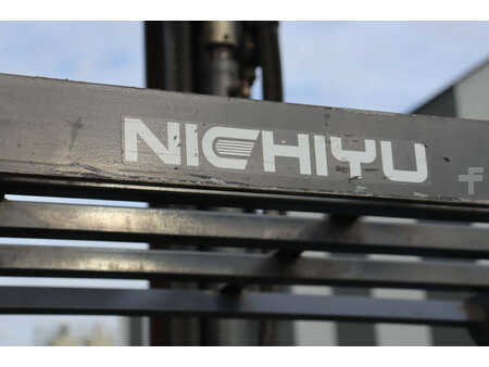 Chariots à mât rétractable - Nichiyu FBROAW20 (14)