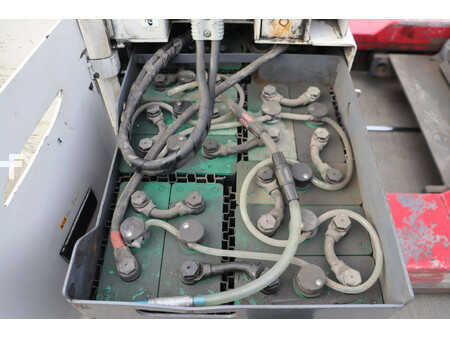 Chariots à mât rétractable - Nichiyu FBROAW20 (26)