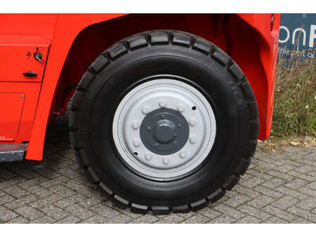 Dieseltrukki 2018  Kalmar DCG100-6 (17)