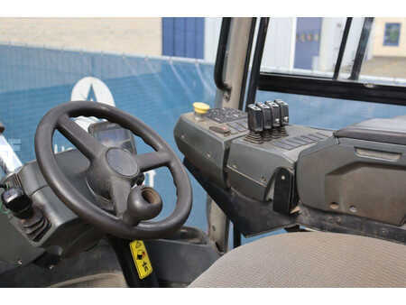 Dieseltrukki 2018  Kalmar DCG100-6 (27)