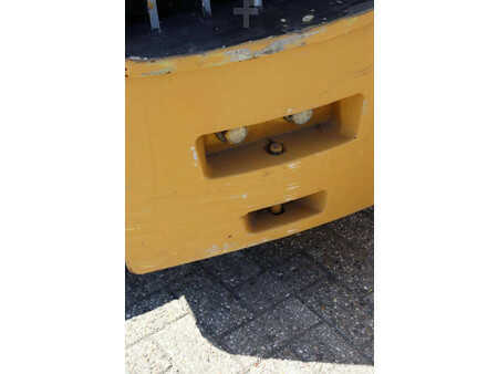 Chariots élévateurs diesel 2002  Daewoo D40S-2 (22)