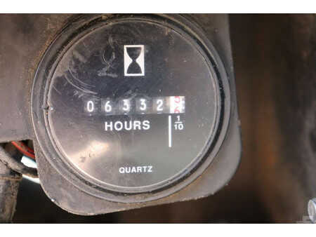 Chariots élévateurs diesel 2002  Daewoo D40S-2 (31)