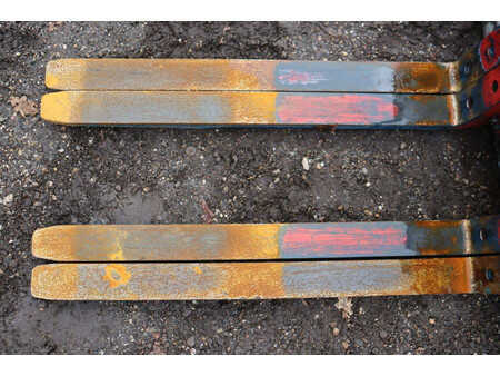 Sähkö - 4 pyör - Linde E25 (11)