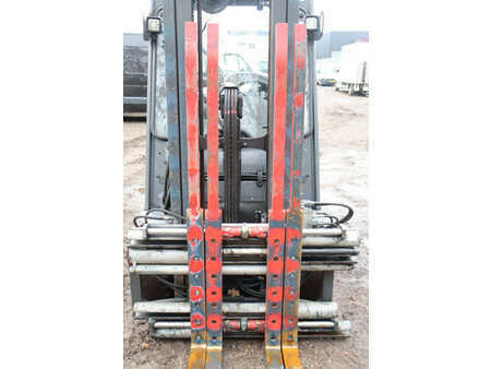 Sähkö - 4 pyör - Linde E25 (13)