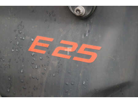 Sähkö - 4 pyör - Linde E25 (15)