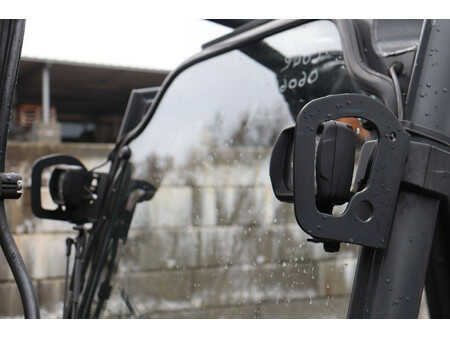 Sähkö - 4 pyör - Linde E25 (16)