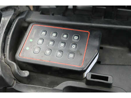 Sähkö - 4 pyör - Linde E25 (32)