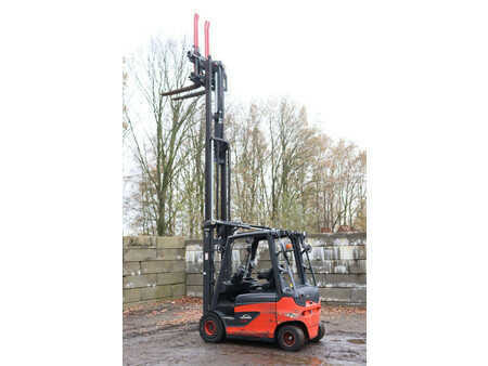 Sähkö - 4 pyör - Linde E25 (36)