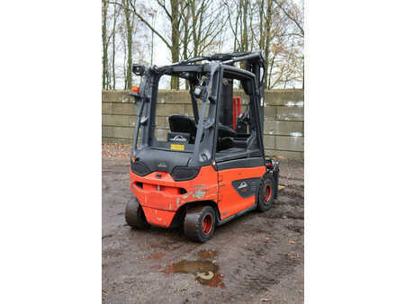 Sähkö - 4 pyör - Linde E25 (6)