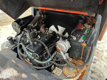 Wózki gazowe 2008  Tailift FG15 (12)