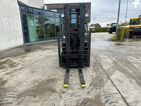 Wózki gazowe 2008  Tailift FG15 (2)