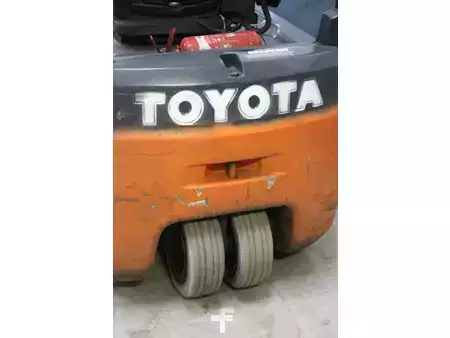 Elektro čtyřkolový VZV 2019  Toyota 8FBE18T (19)