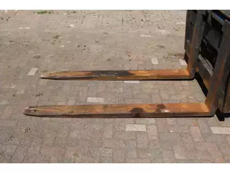 Chariots élévateurs diesel - [div]  (11)