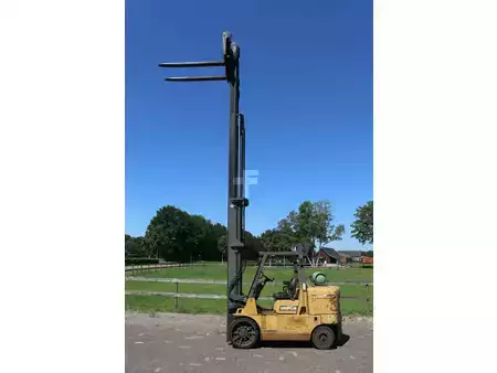 Chariots élévateurs diesel - [div]  (34)