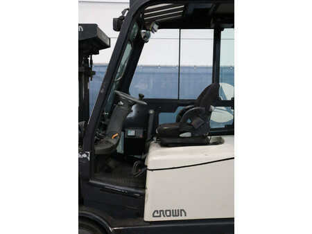 Eléctrico - 4 rodas 2015  Crown FC4525-2.0 (19)