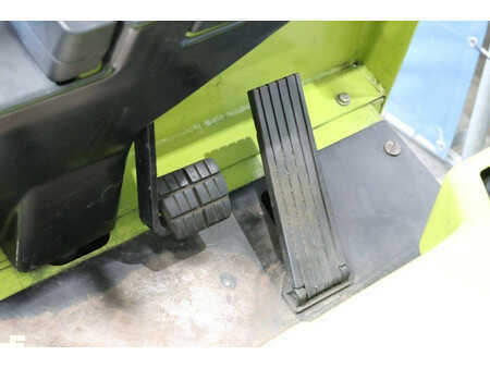 Electric - 4 wheels 1998  Clark CTM16SX (24)