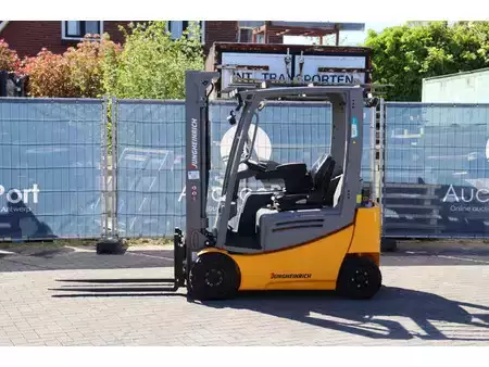 El Truck - 4-hjul 2025  Jungheinrich EFG 316k (2)