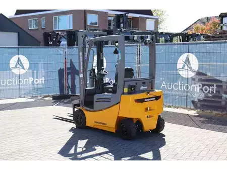 El Truck - 4-hjul 2025  Jungheinrich EFG 316k (4)