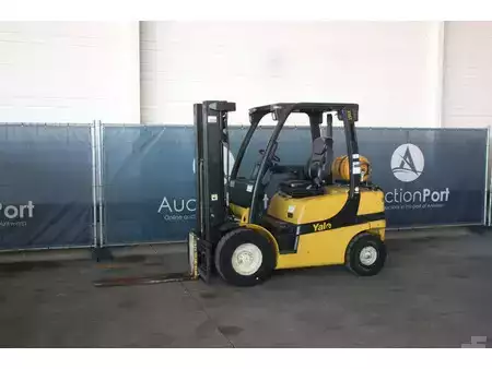LPG heftrucks 2017  Yale GLP25VX (1)