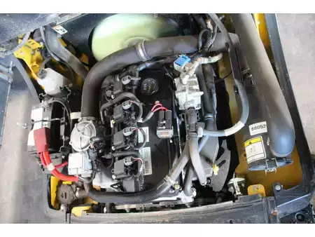 LPG heftrucks 2017  Yale GLP25VX (19)