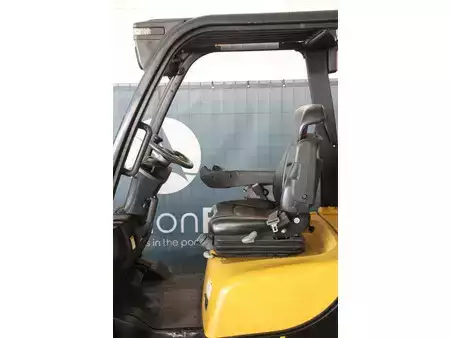 LPG heftrucks 2017  Yale GLP25VX (21)