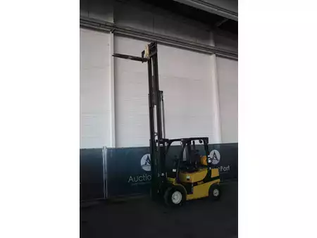 LPG heftrucks 2017  Yale GLP25VX (29)