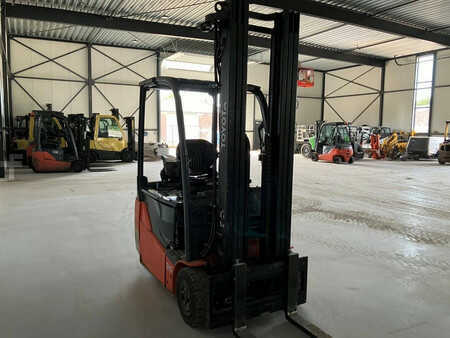 Sähkö - 4 pyör 2017  Toyota 8FBE16T (7)