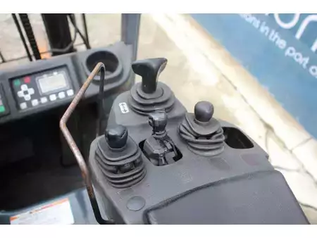 Elektro čtyřkolový VZV 2016  Toyota 8FBE15T (25)