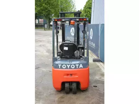 Elektro čtyřkolový VZV 2016  Toyota 8FBE15T (4)