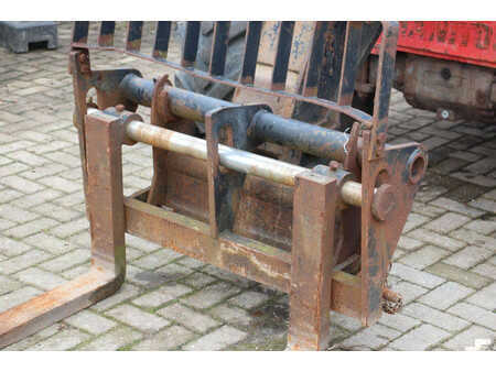 Teleskopstapler-Starr 2006  Manitou MLT 627 T (10)