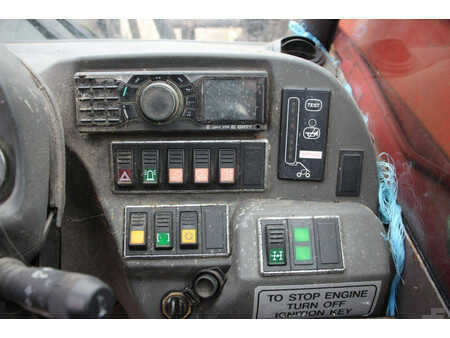 Teleskopstapler-Starr 2006  Manitou MLT 627 T (29)