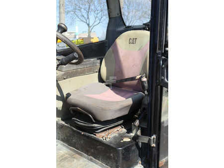 Sollevatori telescopici rigidi 2010  CAT Lift Trucks TH514 (21)