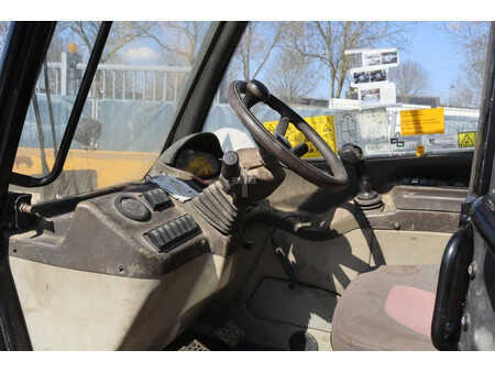 Sollevatori telescopici rigidi 2010  CAT Lift Trucks TH514 (23)
