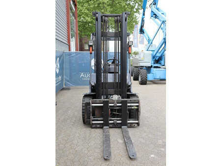 Elektro 4 Rad 2011  TCM 35 FB-7S (7)