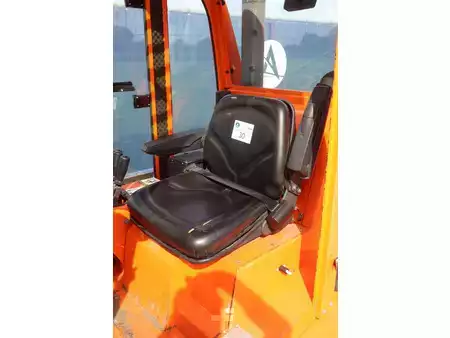 Terrenggående gaffeltruck 2012  Mast Explorer H30DSI 2WD (24)