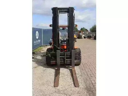 Terrenggående gaffeltruck 2012  Mast Explorer H30DSI 2WD (8)