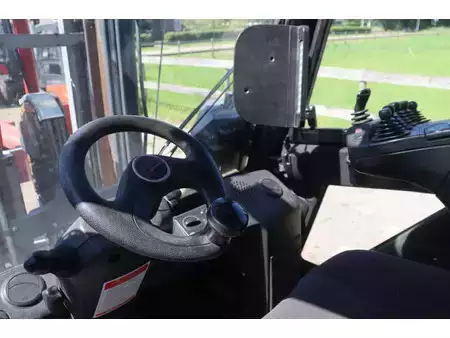 Gázüzemű targoncák 2019  Linde H40T-02 (25)