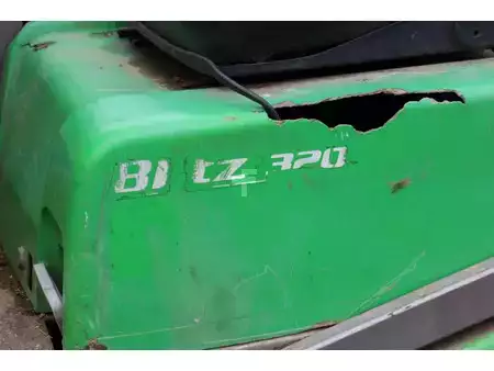 Elektro 4 Rad 2000  Cesab Blitz 320 (15)