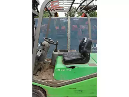 Elektro 4 Rad 2000  Cesab Blitz 320 (19)