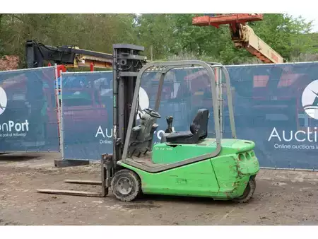 Elektro 4 Rad 2000  Cesab Blitz 320 (3)