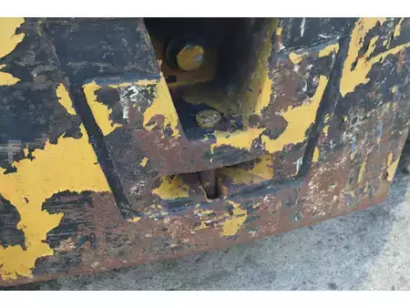 Diesel truck - Komatsu  (15)