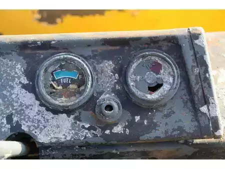 Diesel truck - Komatsu  (22)